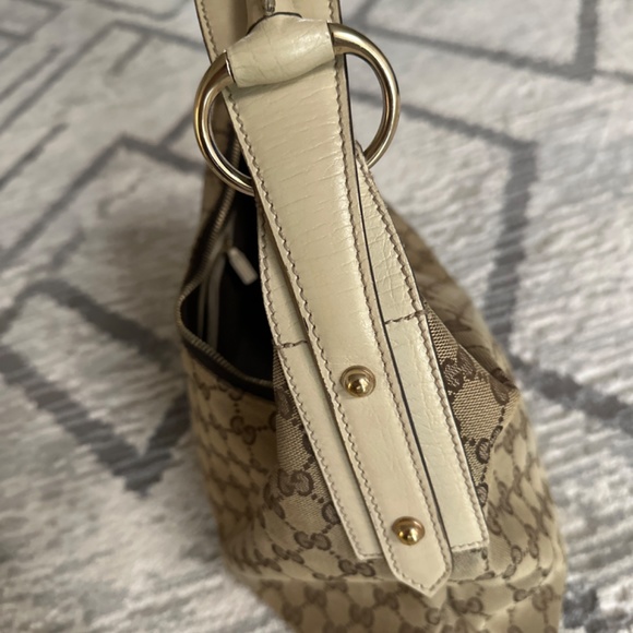 Gucci  Monogram Horsebit Hobo Medium Bag - Picture 6 of 10